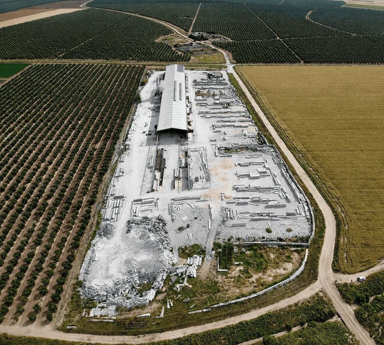 Vista aerea de las instalaciones de Prefabricados Relenco en Sevilla